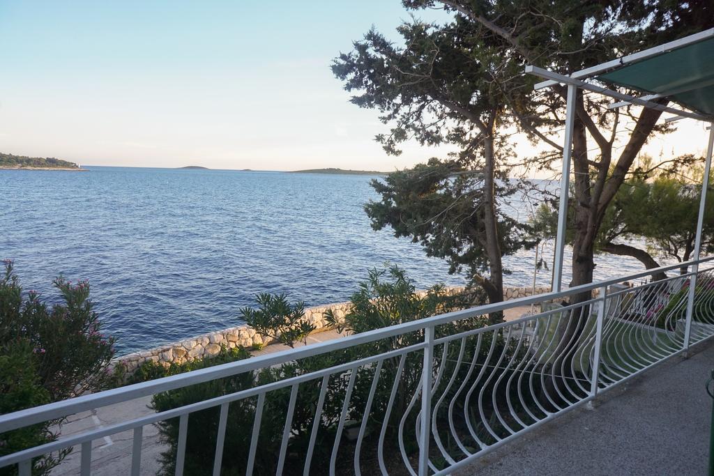 Apartments Podatok 4 Primošten المظهر الخارجي الصورة