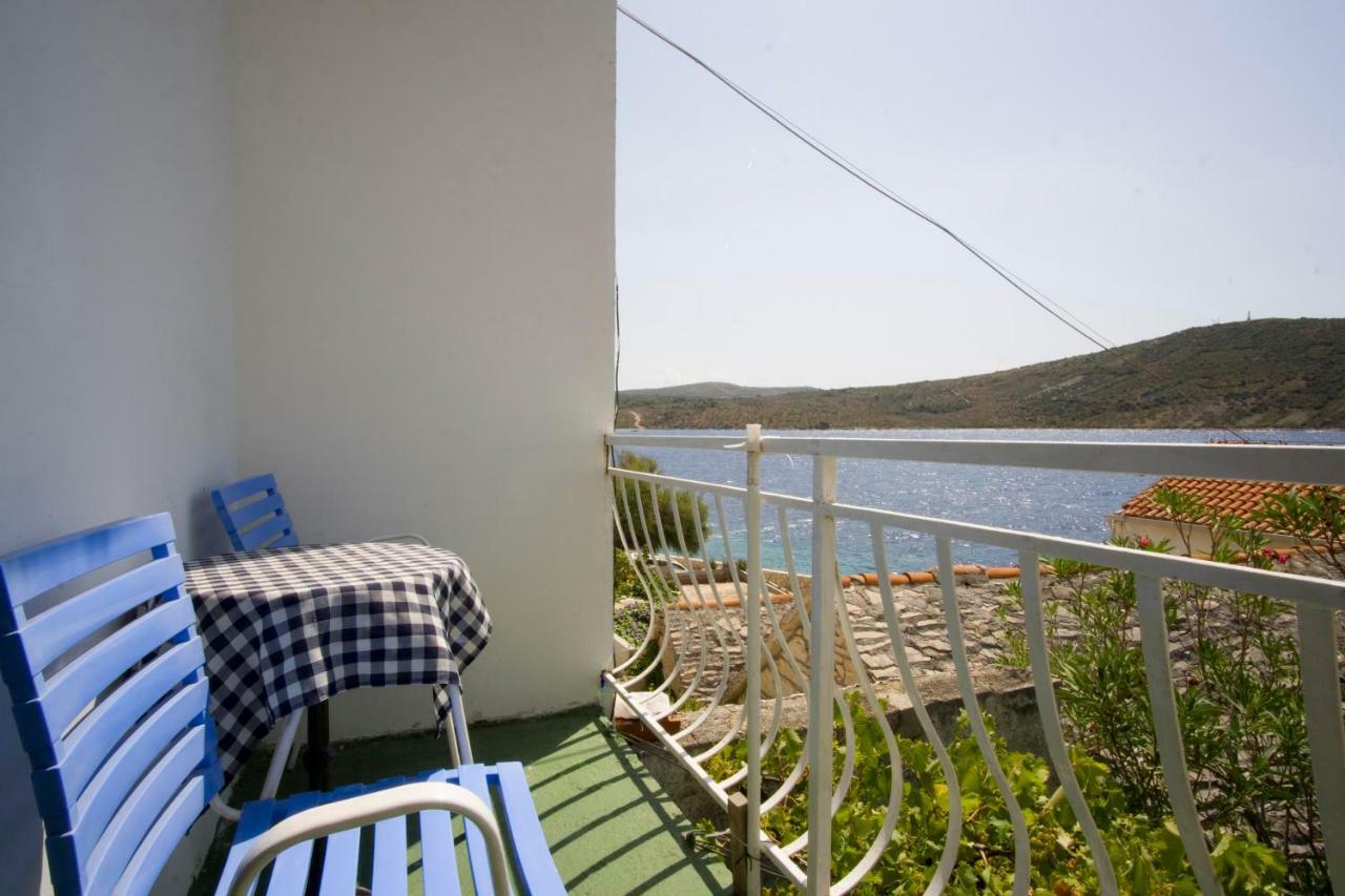 Apartments Podatok 4 Primošten المظهر الخارجي الصورة
