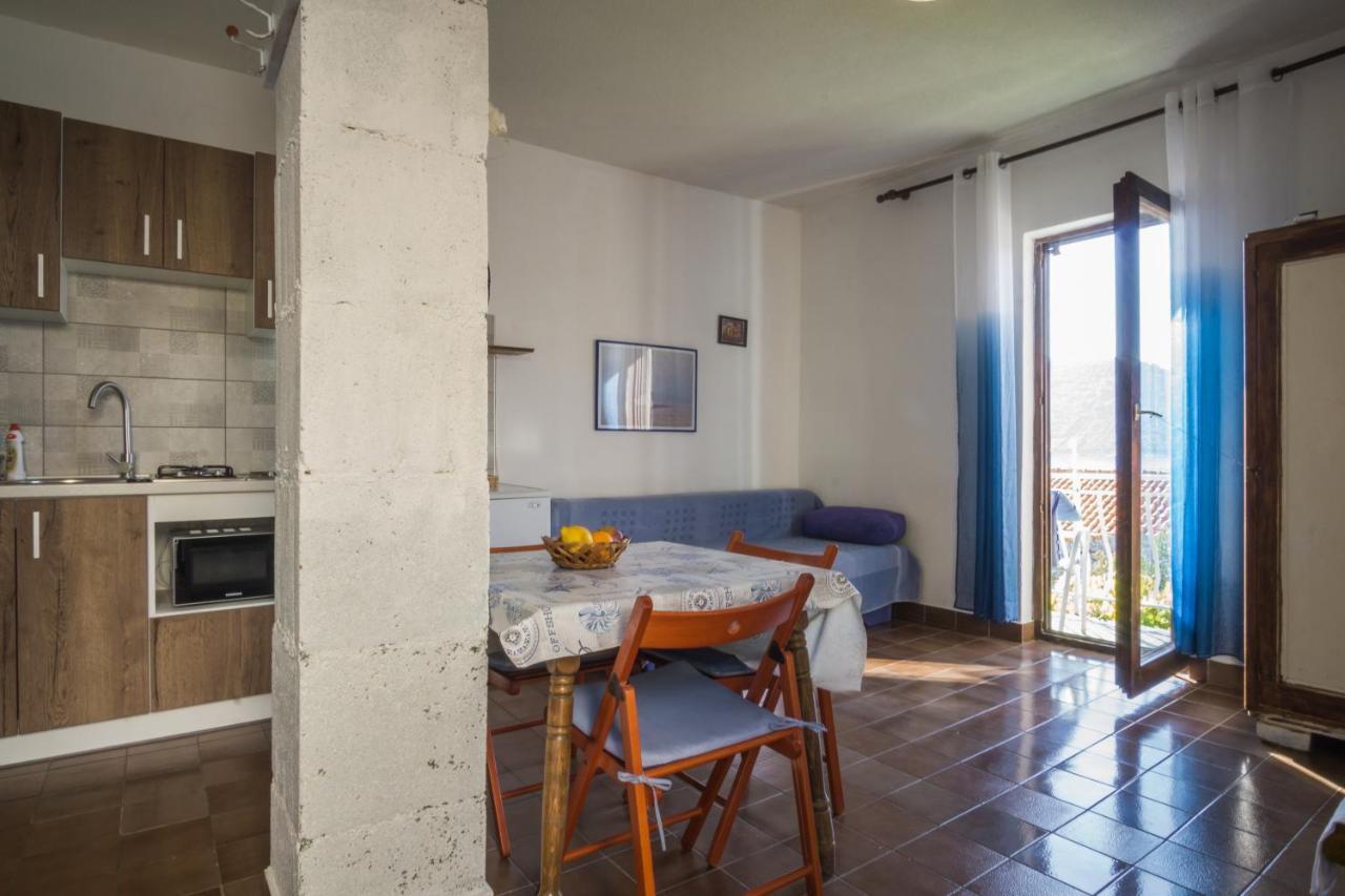 Apartments Podatok 4 Primošten المظهر الخارجي الصورة