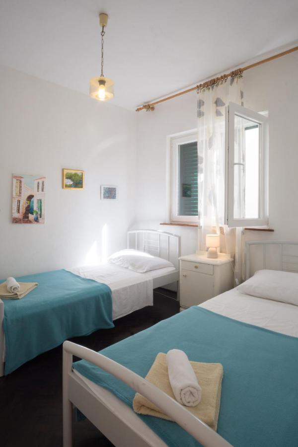 Apartments Podatok 4 Primošten المظهر الخارجي الصورة